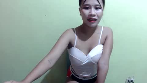 cumwhore4uxox online show from 11.05.25