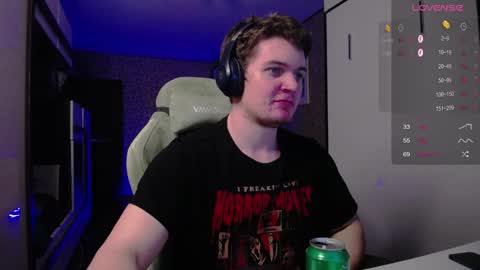 Snapshot of cumzan_ chatting on 02.01.25 Tarzan online show from 02.01.25