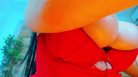 cupcake_izzy online show from 02.06.26