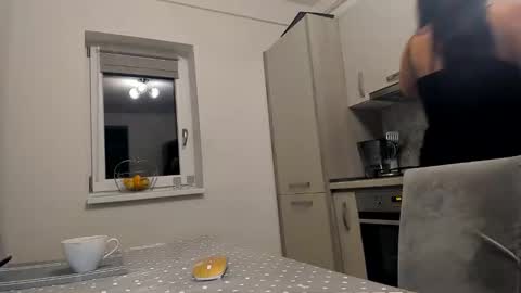 maria  alex online show from 10.24.25