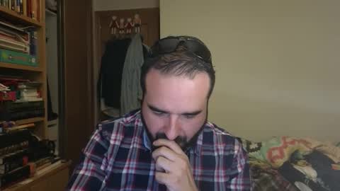 curiosillo1983 online show from 11.12.25