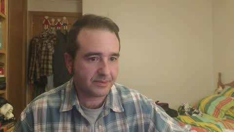 Snapshot of curiosillo1983 chatting on 05.12.26 curiosillo1983 online show from 05.12.26