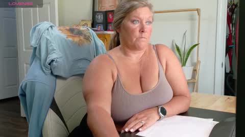 curious couple online show from 03.05.26