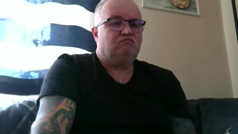 Snapshot of curtus14 chatting on 11.16.25 curtus14 online show from 11.16.25