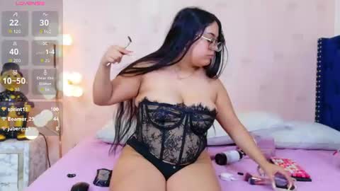 Snapshot of curvybuffgirl chatting on 07.14.26 Michel online show from 07.14.26
