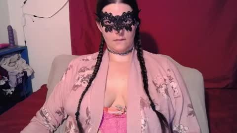 Snapshot of curvygamerceline chatting on 05.06.26 Celine Fawe online show from 05.06.26