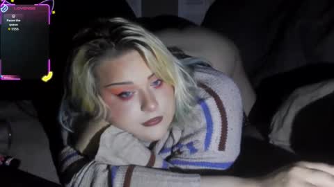 Snapshot of curvygothfemboy chatting on 05.06.26 Curvygothfemboy online show from 05.06.26