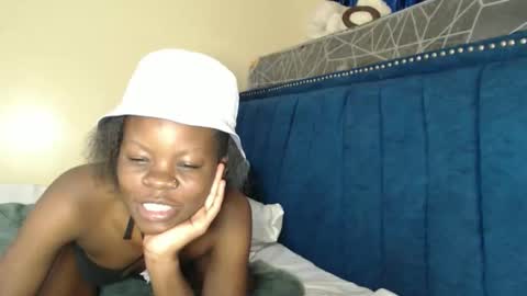 curvyjoan online show from 02.19.26