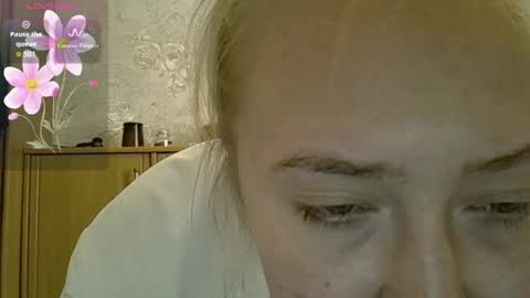 Curvy online show from 04.10.26