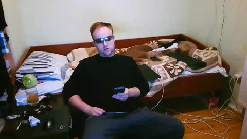 Snapshot of cute69696969 chatting on 12.01.25 cute69696969 online show from 12.01.25