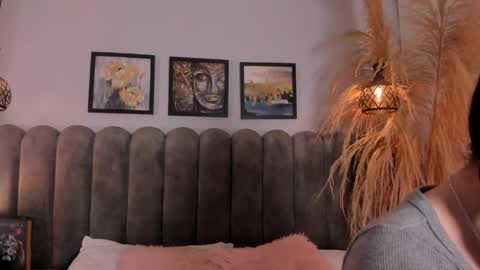 Amber  online show from 04.17.26