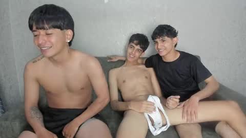 Snapshot of cute_boys18 chatting on 05.16.26 ARTURO-18 MATIAS-18 NIKOLAY-19 HADES-18 GABO-19 online show from 05.16.26
