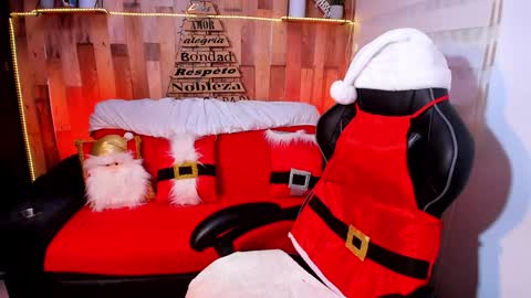    Independent Model online show from 12.07.24