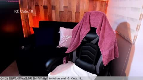    Independent Model online show from 01.23.25