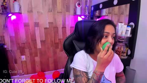    Independent Model online show from 11.05.25