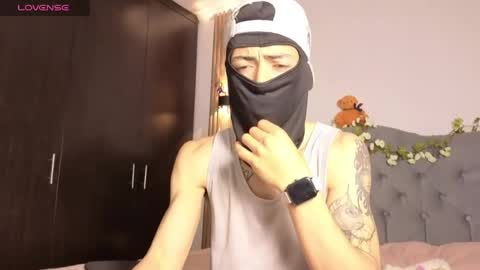 Snapshot of cute_emmma chatting on 04.26.26 Emma online show from 04.26.26