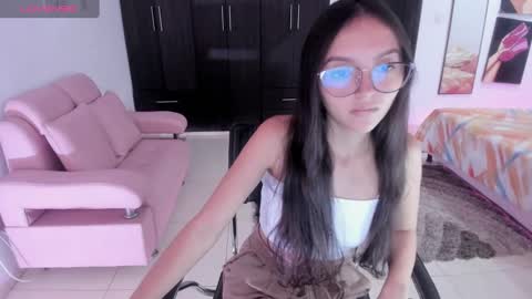 Bella Fox online show from 09.09.25