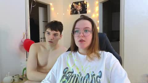 Snapshot of cute_junk chatting on 02.20.25 Kite and Jack online show from 02.20.25