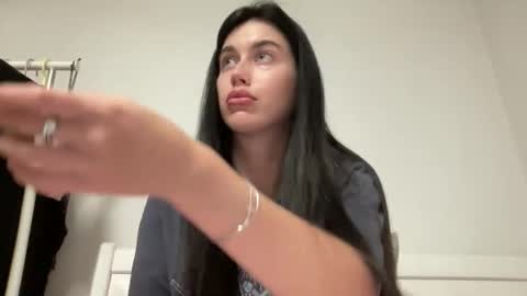 cute_kriss94 online show from 11.02.25