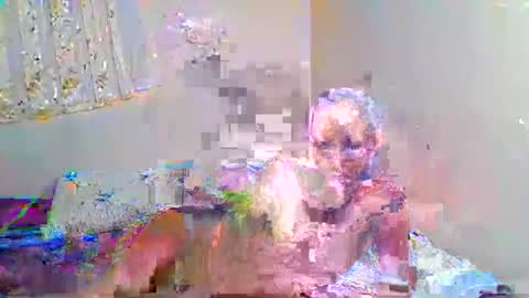 cute messy online show from 04.22.26