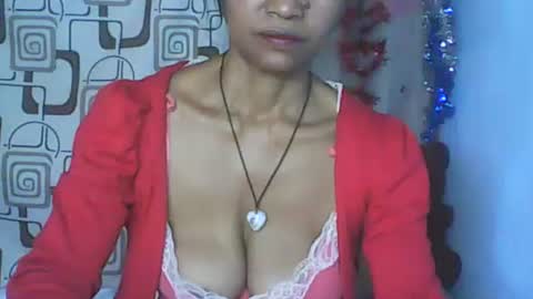 Snapshot of cute_moll chatting on 04.07.26 murielle online show from 04.07.26