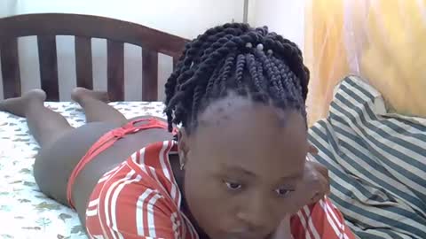 cute_savanna online show from 02.08.25