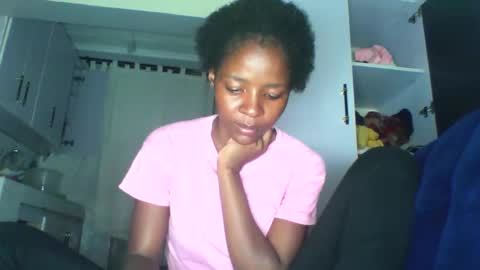 Snapshot of cute_sexy3 chatting on 04.19.26 SHARON online show from 04.19.26