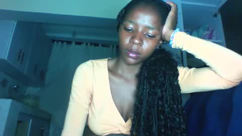 Snapshot of cute_sexy3 chatting on 04.27.26 SHARON online show from 04.27.26