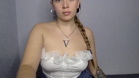 Snapshot of cute_shy06 chatting on 11.28.25 cute_shy06 online show from 11.28.25