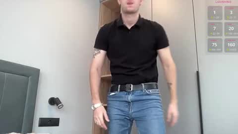 Snapshot of cute_skywalker chatting on 10.06.25 cute_skywalker online show from 10.06.25