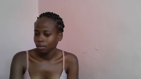 Snapshot of cute_sonny chatting on 12.16.24 cute_sonny online show from 12.16.24