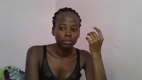 Snapshot of cute_sonny chatting on 12.19.24 cute_sonny online show from 12.19.24