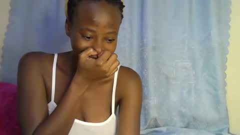 Snapshot of cute_sonny chatting on 10.05.25 cute_sonny online show from 10.05.25