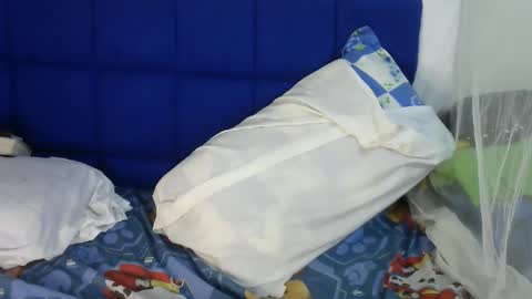 Snapshot of cuteallianah06 chatting on 09.19.25 cuteallianah06 online show from 09.19.25