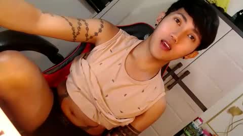Snapshot of cuteasiancock98 chatting on 05.02.26 Steph online show from 05.02.26