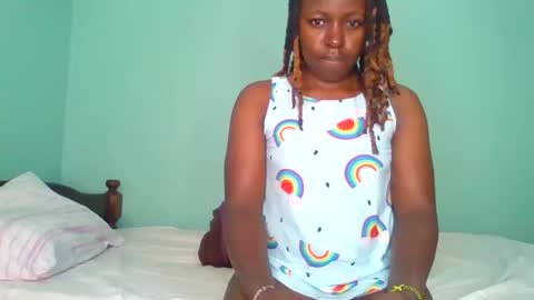 Snapshot of cuteberry87 chatting on 02.11.26 Cuteberry87 online show from 02.11.26