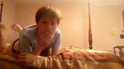 Snapshot of cuteboii29 chatting on 02.13.25 cuteboii29 online show from 02.13.25