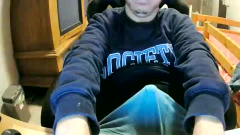 Cuteboy090 online show from 10.18.25