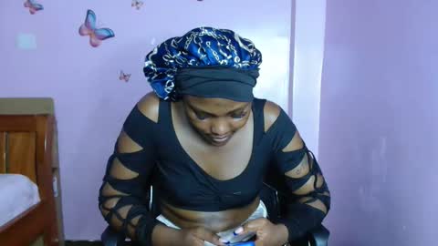 Snapshot of cutebuu chatting on 04.19.26 cutebuu online show from 04.19.26