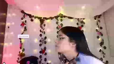 Snapshot of cutee_andrea chatting on 03.14.26 Andrea 3 online show from 03.14.26
