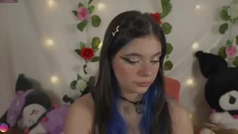 Snapshot of cutee_andrea chatting on 06.24.26 Andrea 3 online show from 06.24.26