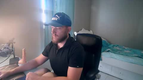 Snapshot of cutefloridaguy25 chatting on 12.01.25 onlyfansSexualAriesFL online show from 12.01.25