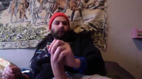 Snapshot of cutehungboi chatting on 02.18.25 cutehungboi online show from 02.18.25