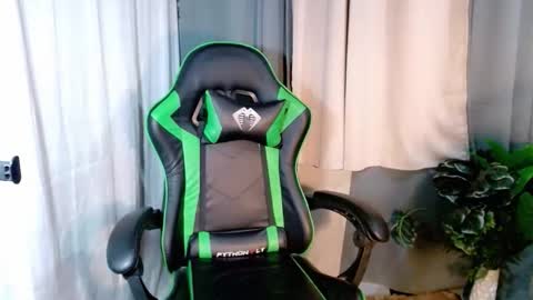 cuteleemoreno online show from 02.05.26