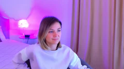 cutemirage online show from 09.27.25