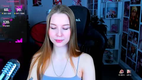 Snapshot of cutemousee chatting on 02.06.25 Rina online show from 02.06.25