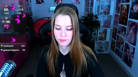Snapshot of cutemousee chatting on 02.07.25 Rina online show from 02.07.25