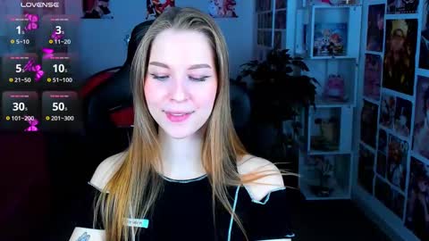 Snapshot of cutemousee chatting on 02.15.25 Rina online show from 02.15.25