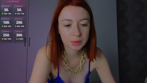 Snapshot of cuteroxyfoxyy chatting on 07.21.26 Roxy online show from 07.21.26
