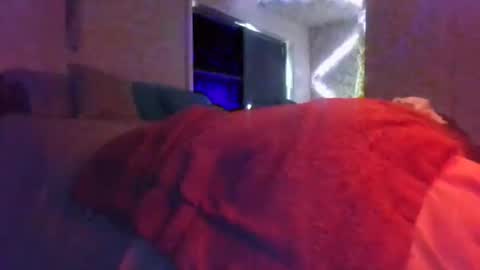Snapshot of cuteshotkiki chatting on 04.17.26 mary mack online show from 04.17.26